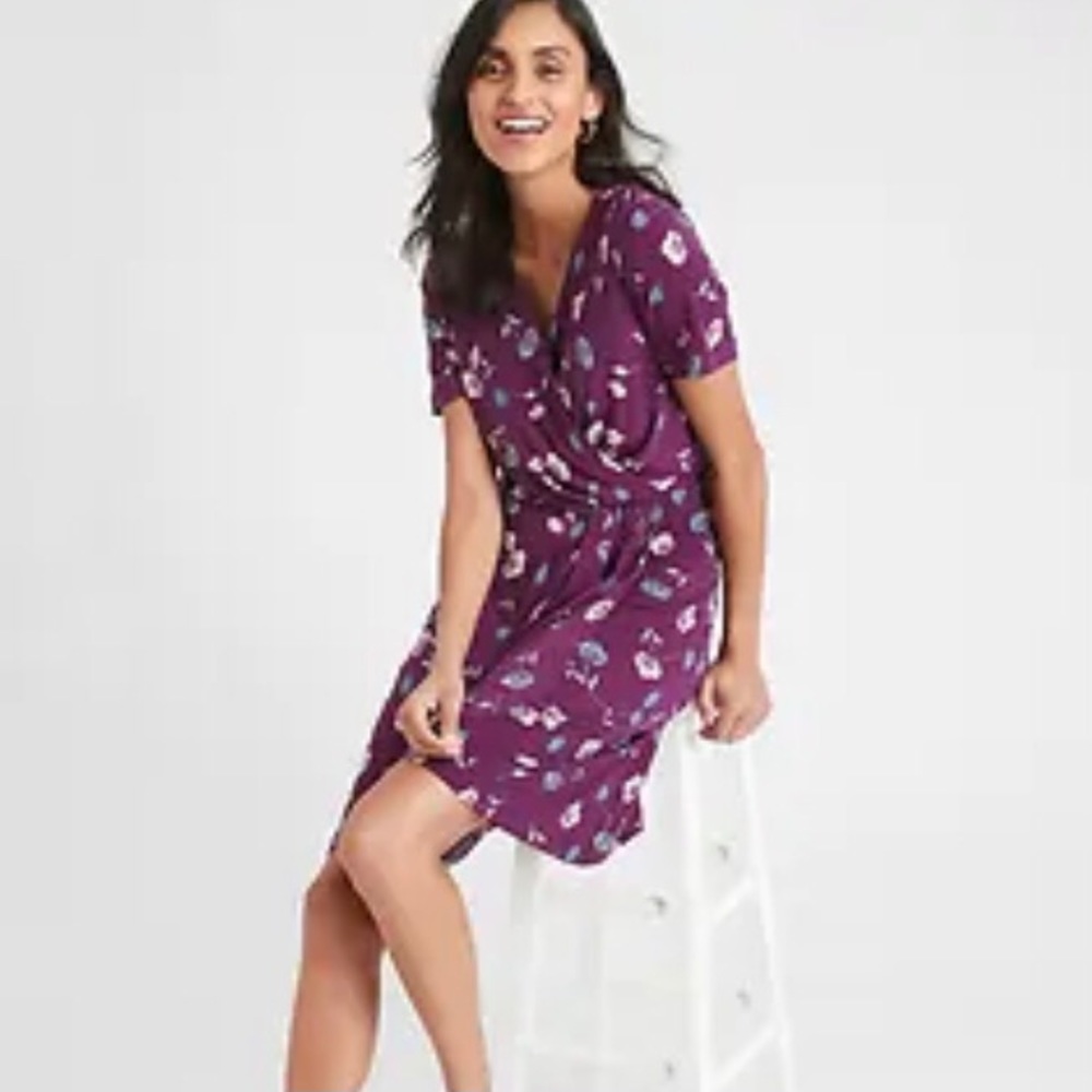BANANA REPUBLIC Wrapped Dress - Picture 2 of 7